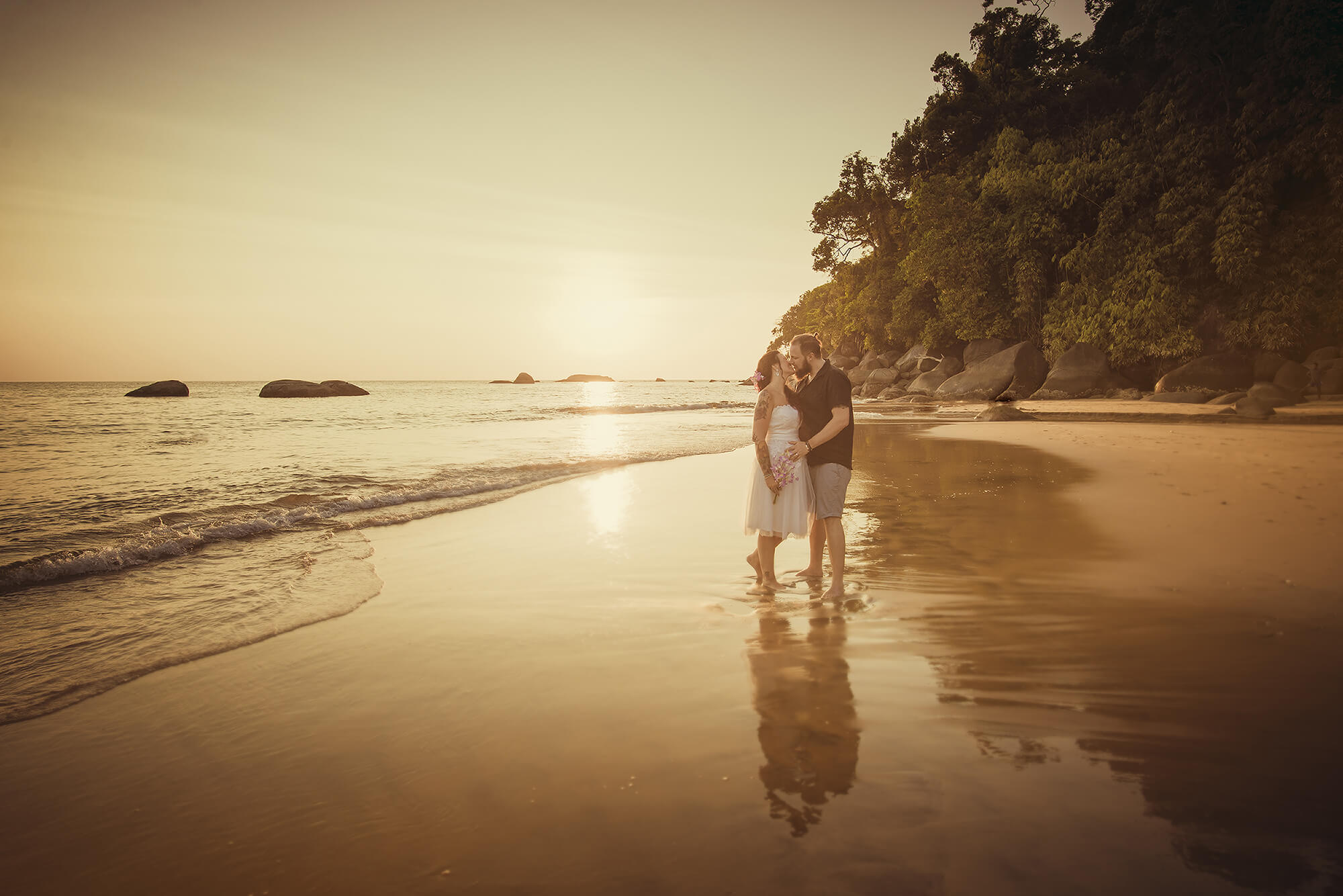 Sofia & Chris Honeymoon Photography in Khaolak